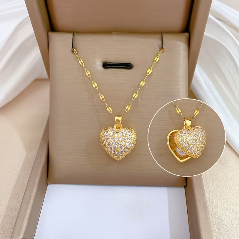 Elegant Heart Shell Pendant with Pearl