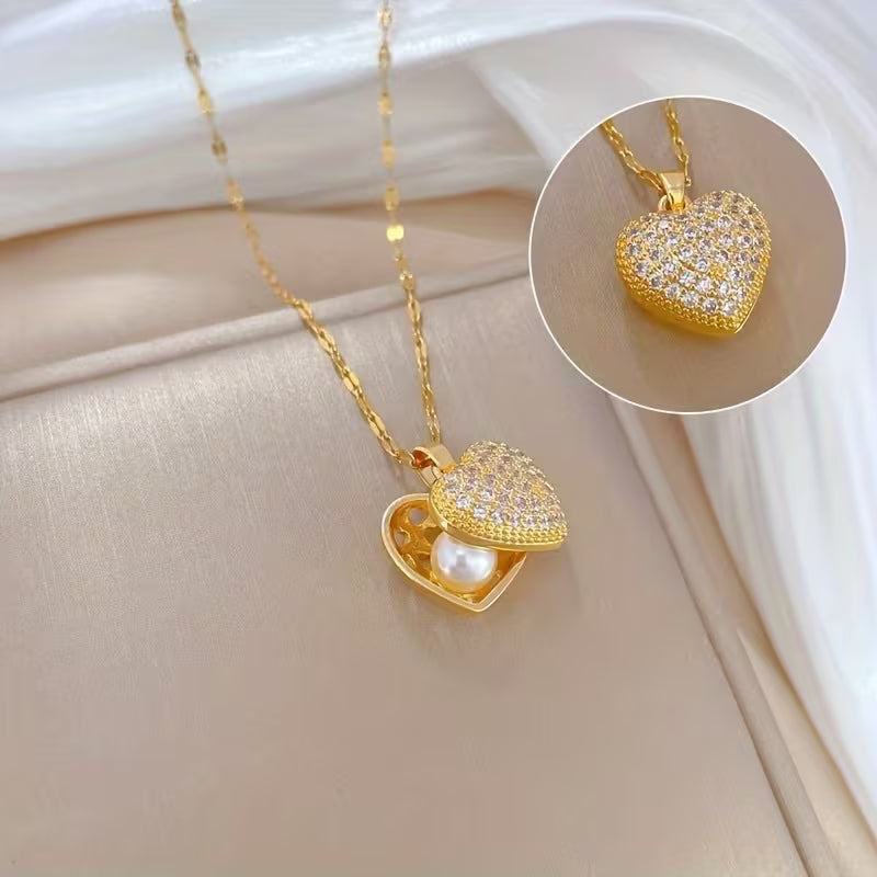 Elegant Heart Shell Pendant with Pearl