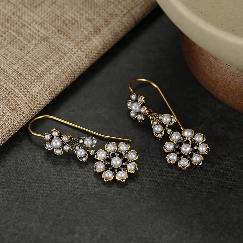 Elegant Retro Earrings