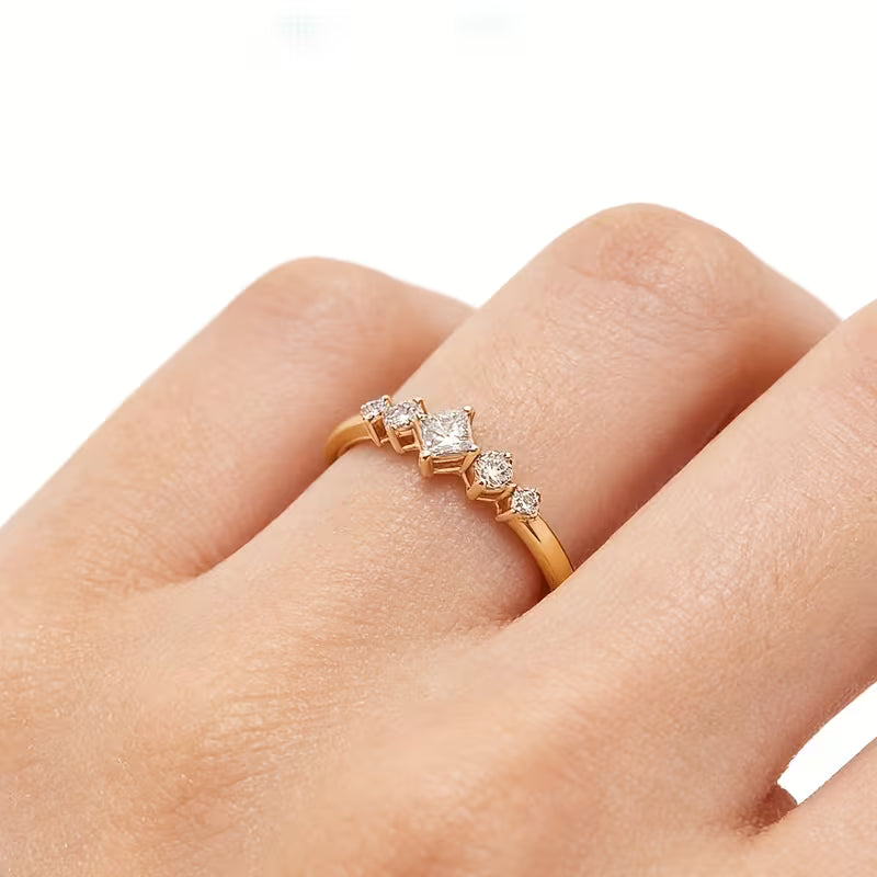 1pc Princess Cut Band Ring