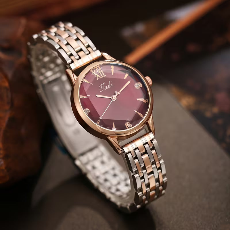 Exquisite Round Dial Quartz Watch with Roman Numerals