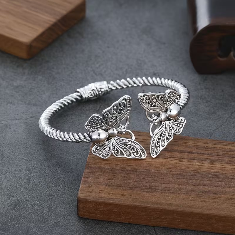 Vintage Style Butterfly Open Bangle