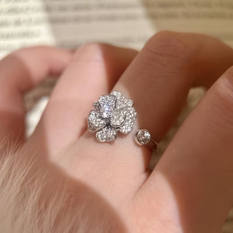 Adjustable Zirconia Flower Ring