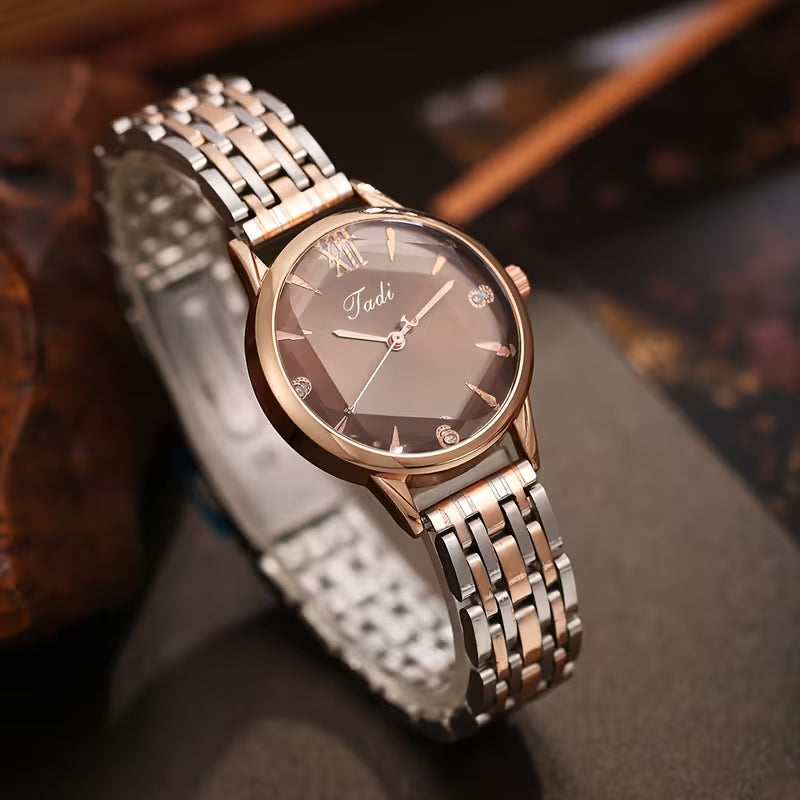 Exquisite Round Dial Quartz Watch with Roman Numerals