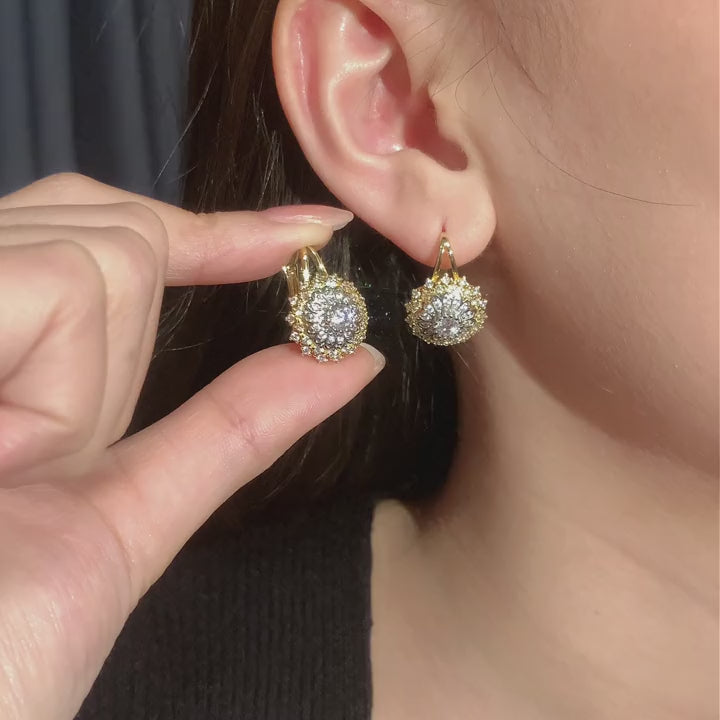 Luxurious And Stylish Sunflower Zirconia Design Jewelry Set